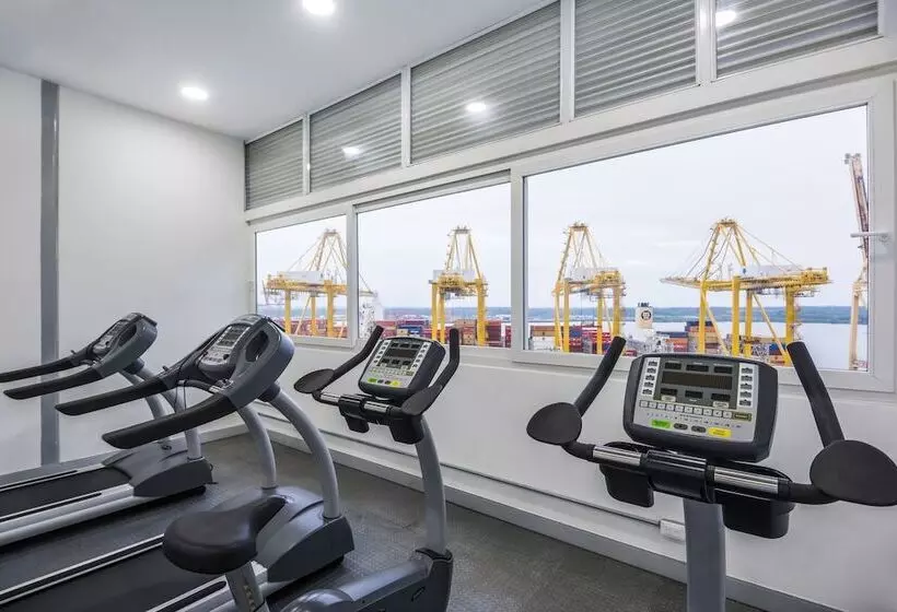 Szálloda Cosmos Pacifico