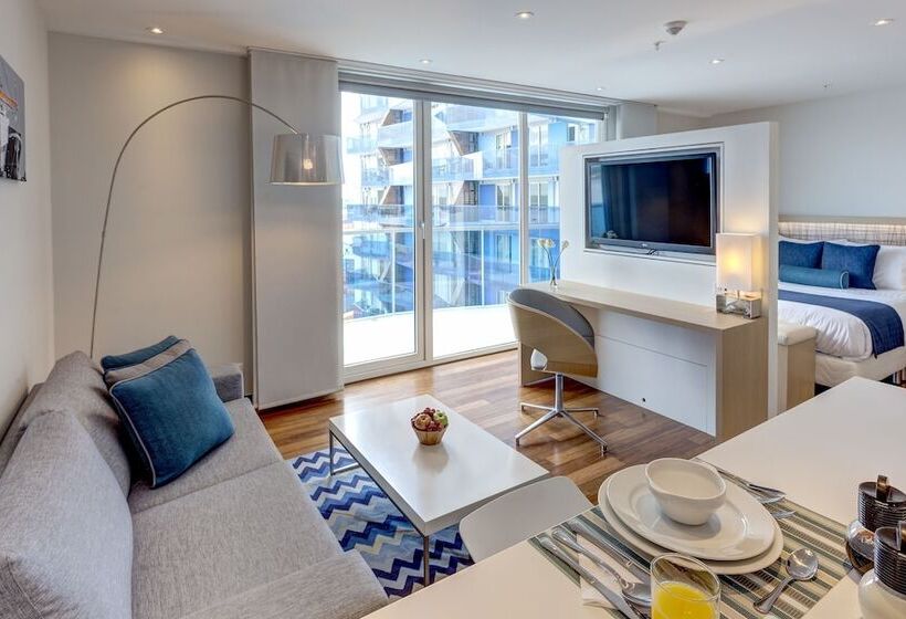 Szálloda Cosmos Pacifico