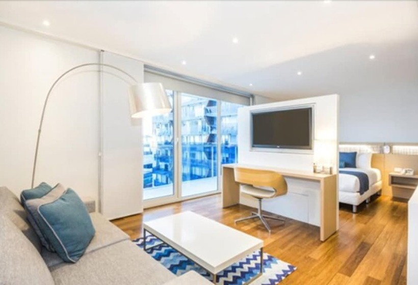 Szálloda Cosmos Pacifico