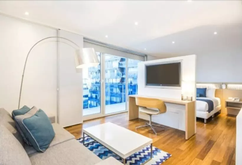 Szálloda Cosmos Pacifico