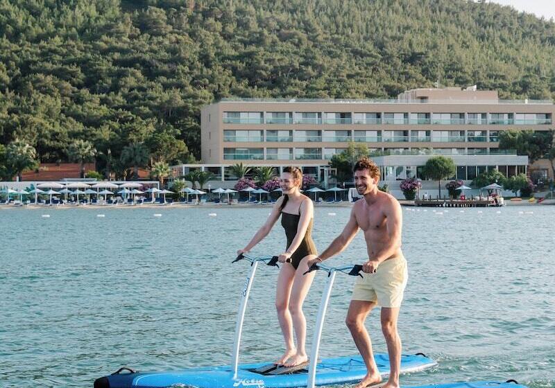 בית מלון כפרי D   Resort Ayvalık