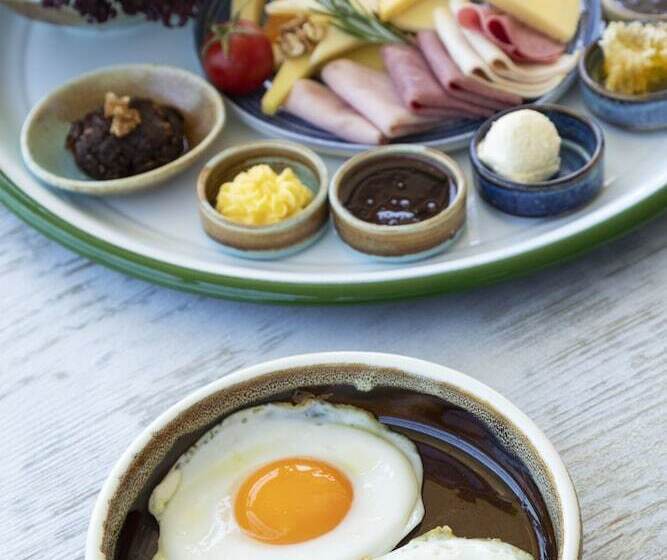 בית מלון כפרי D   Resort Ayvalık