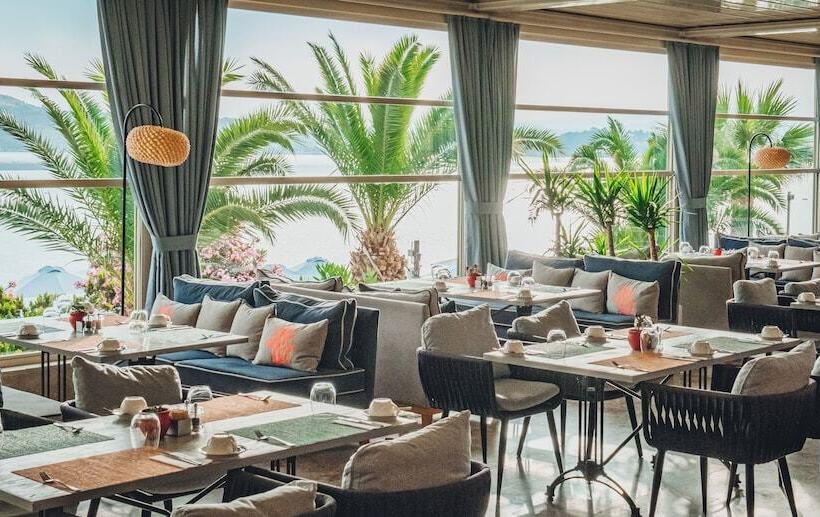 בית מלון כפרי D   Resort Ayvalık