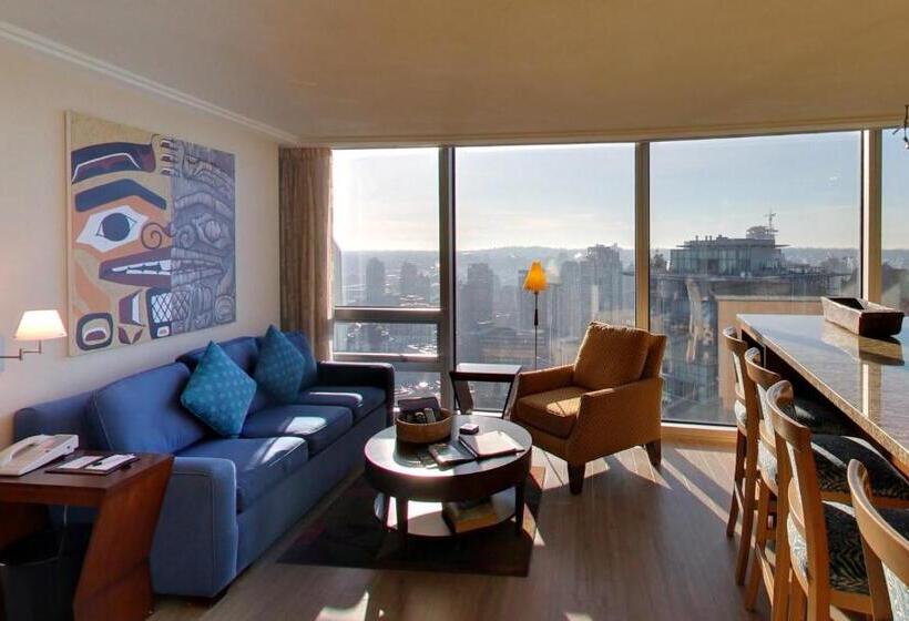 هتل Embarc Vancouver