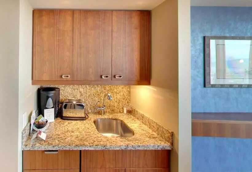 Hotel Embarc Vancouver