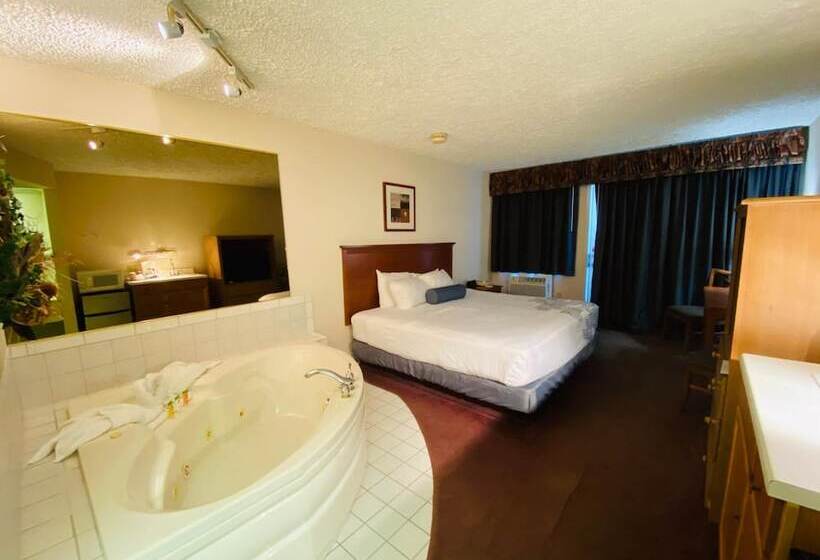 فندق Fleetwood Inn & Suites