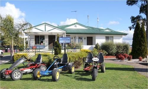 בית מלון כפרי Big4 Traralgon Park Lane Holiday Park