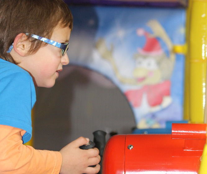 בית מלון כפרי Big4 Traralgon Park Lane Holiday Park