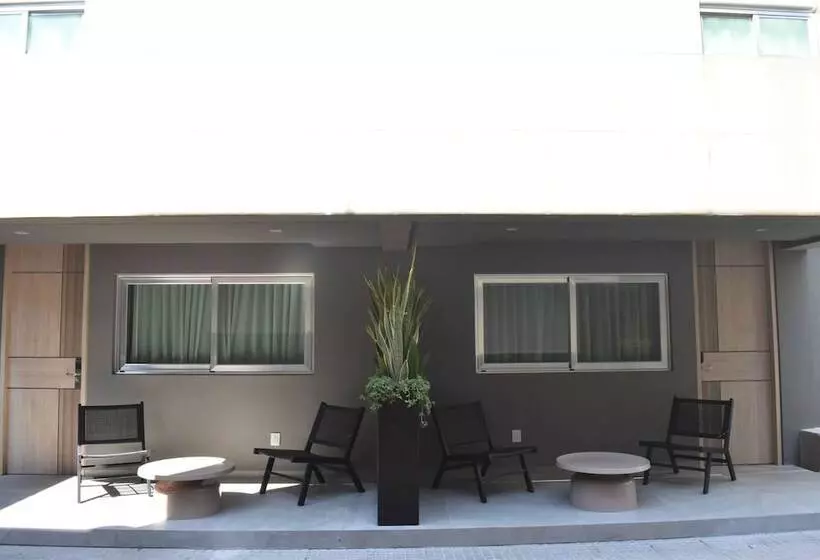 ホテル Ramada By Wyndham Mexico City Santa Fe