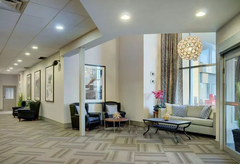 酒店 Stonebridge Grande Prairie