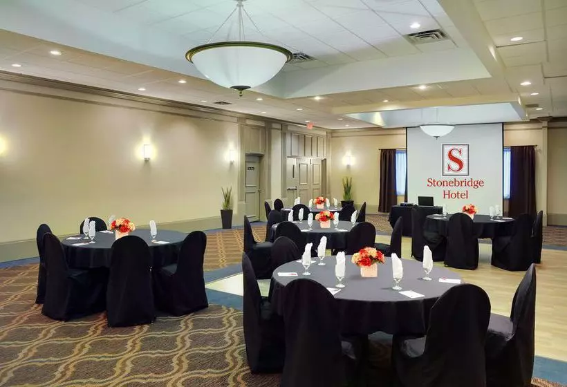 酒店 Stonebridge Grande Prairie