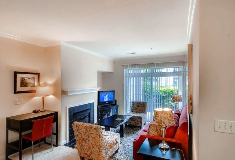 호텔 The Mews At Princeton Junction