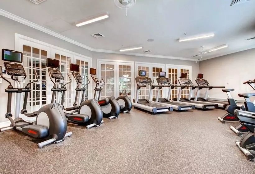 Отель The Mews At Princeton Junction