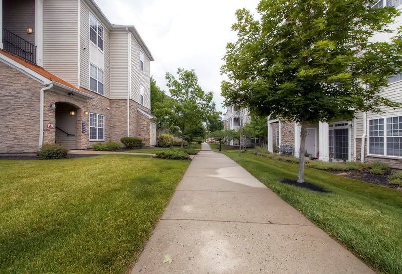 호텔 The Mews At Princeton Junction