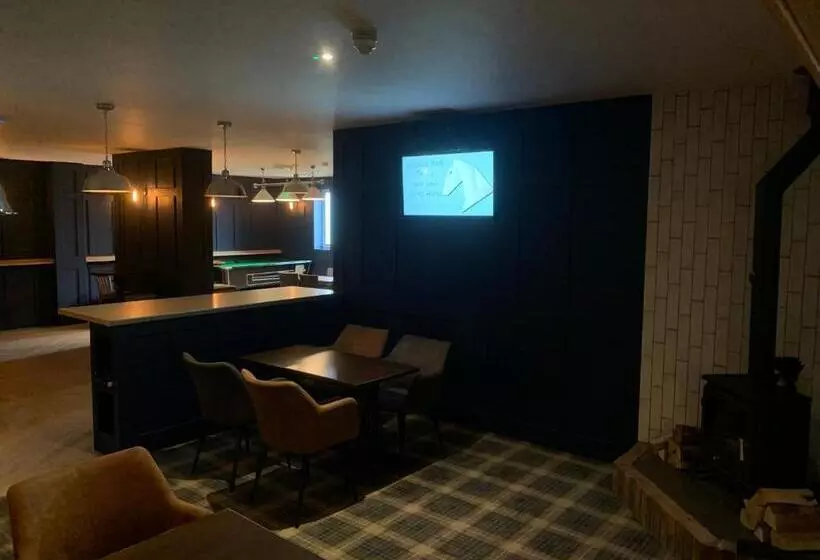 酒店 The White Horse