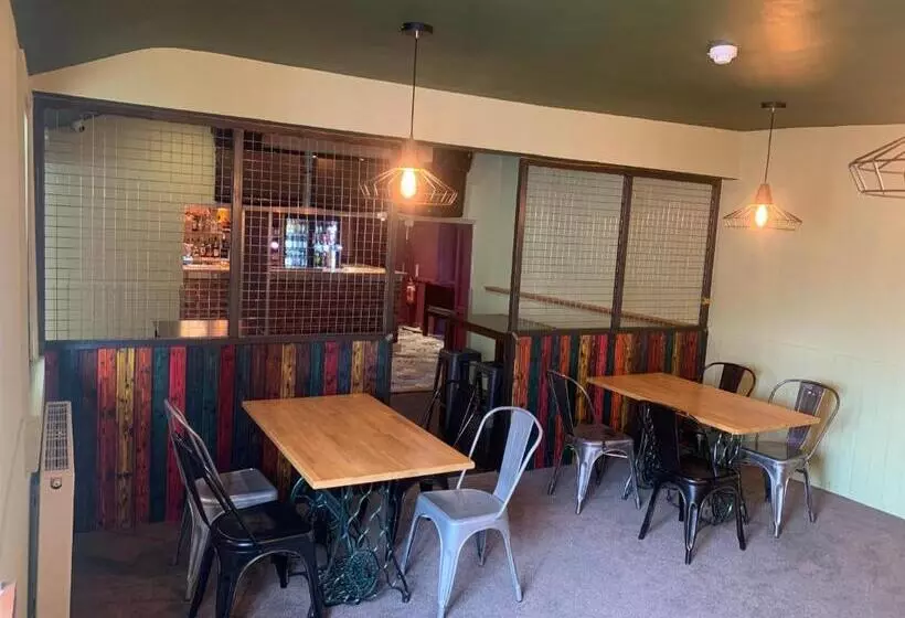 酒店 The White Horse