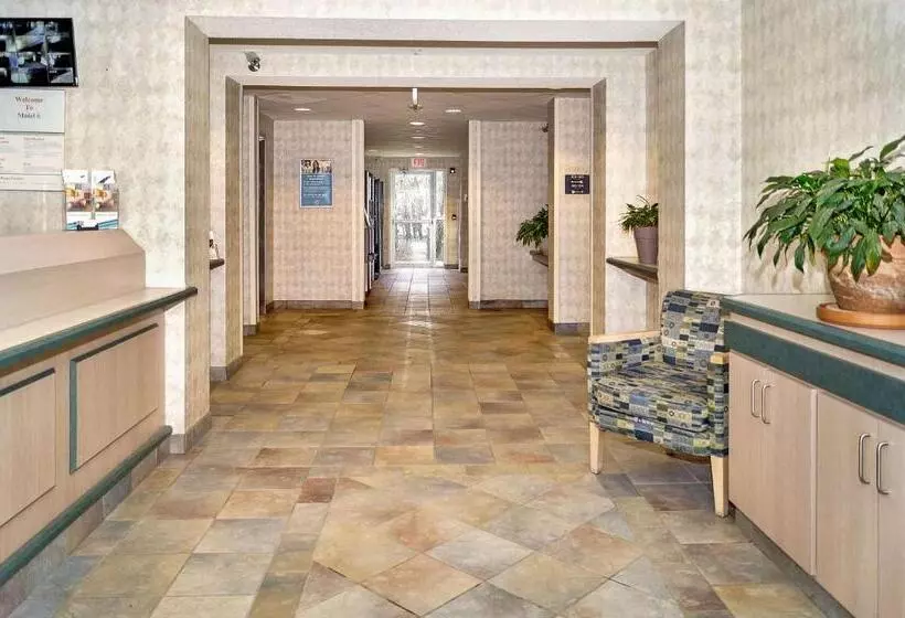 Motel 6peterborough, On