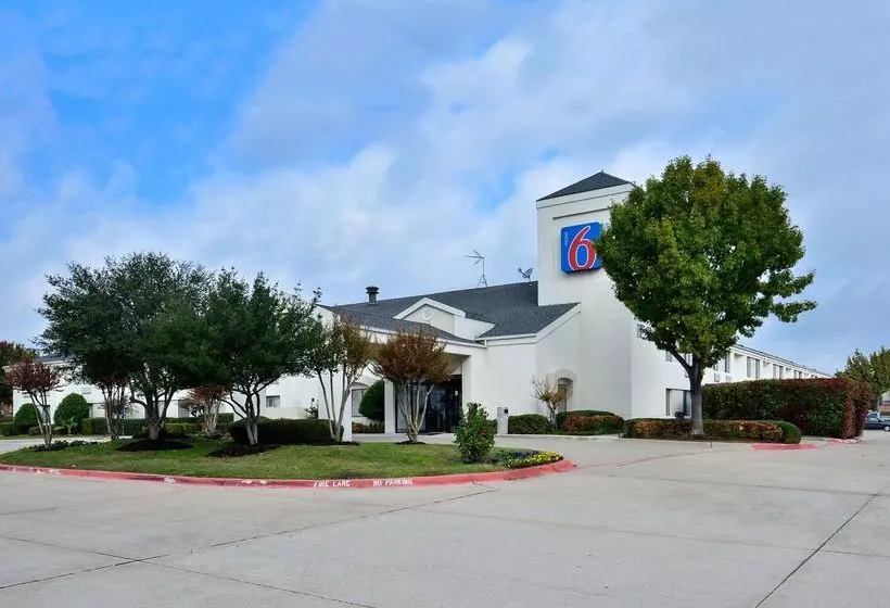 Motel 6plano, Tx  West  Frisco