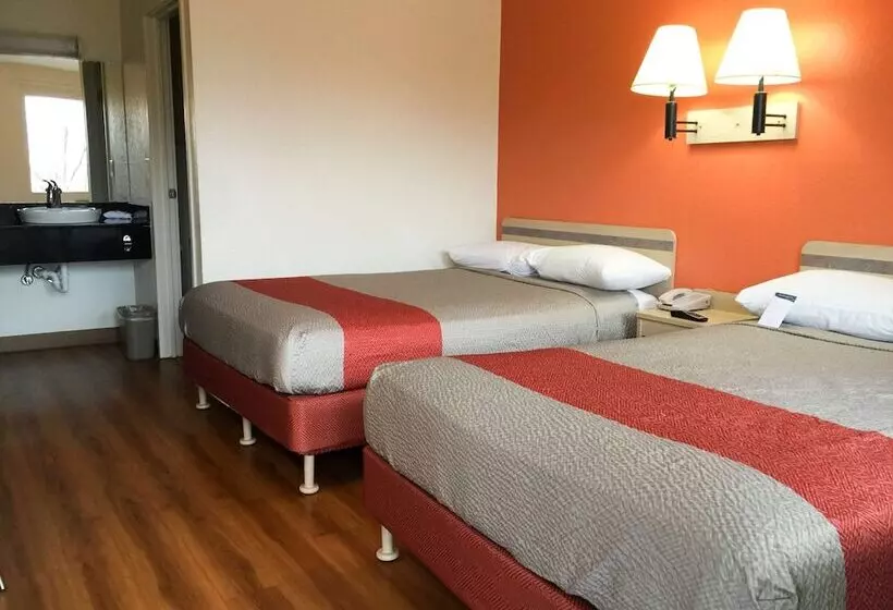 Motel 6roseville, Mn Minneapolis North