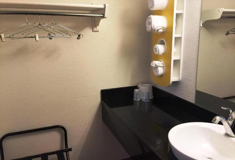 Motel 6roseville, Mn Minneapolis North