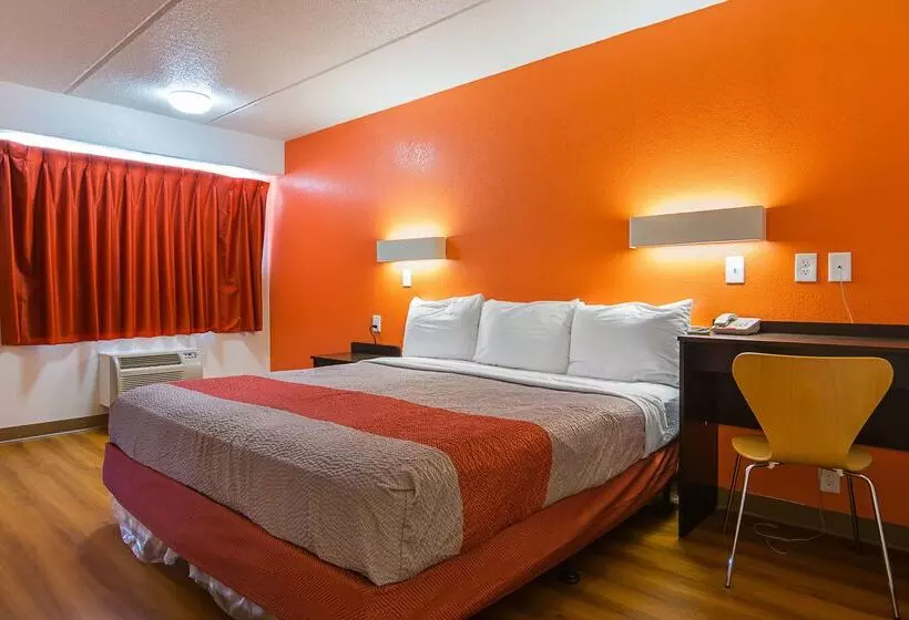 Motel 6tucker, Ga  Atlanta Northeast