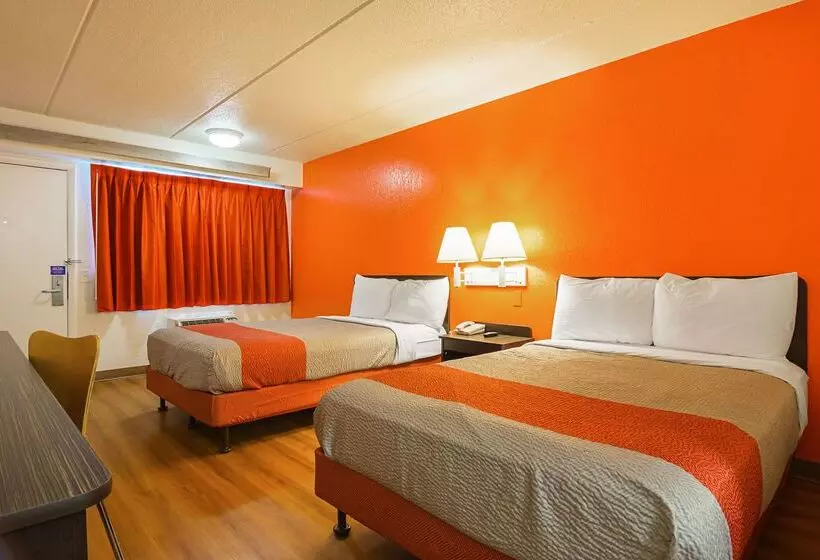 Motel 6tucker, Ga  Atlanta Northeast