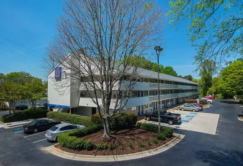 Motel 6tucker, Ga  Atlanta Northeast