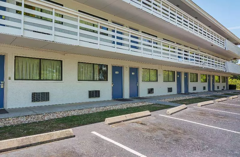 Motel 6tucker, Ga  Atlanta Northeast