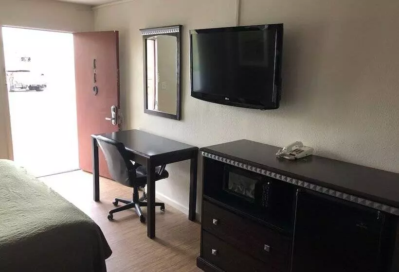 汽车旅馆 Crossroads Inn