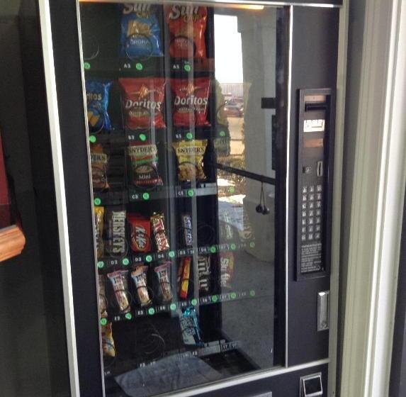 モーテル Crossroads Inn