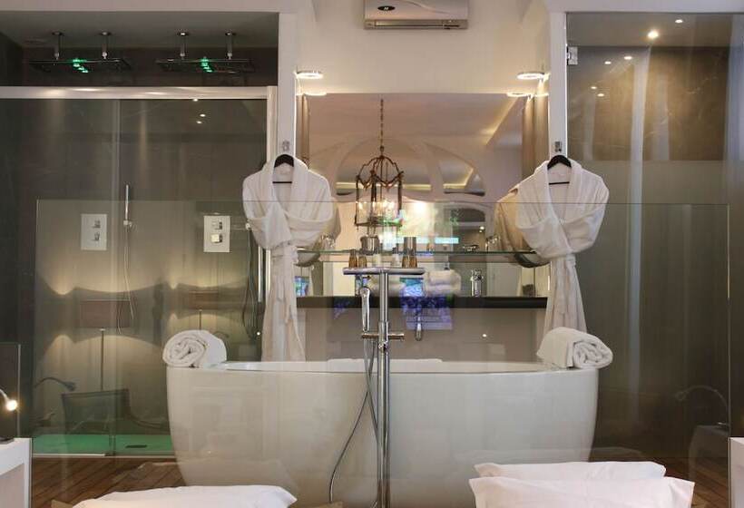 Residence Et Chambres D Hotes De La Porte D Arras