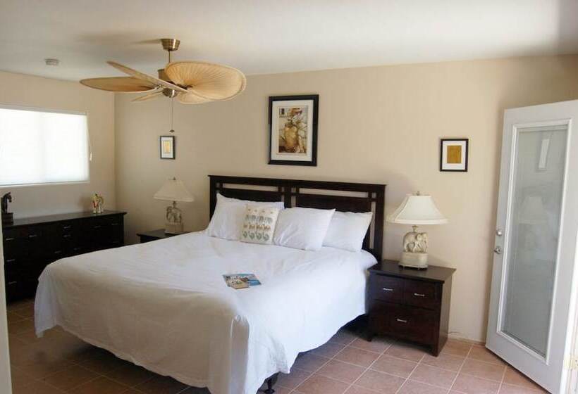 Sea Mountain Nude Resort & Spa Hotel   Adults Only