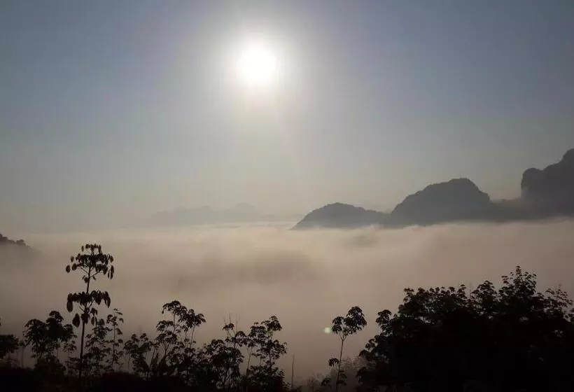 هتل Khao Sok Country Resort