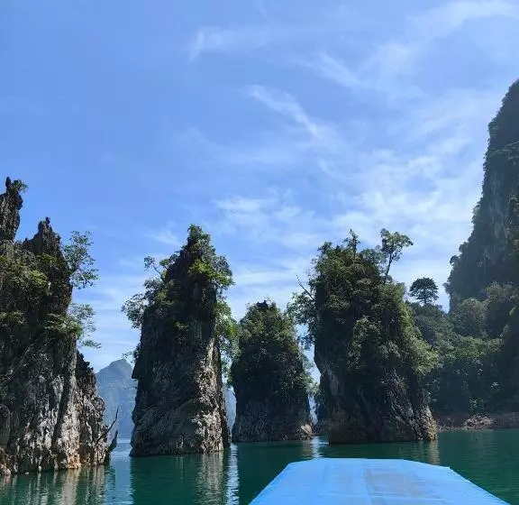 هتل Khao Sok Country Resort