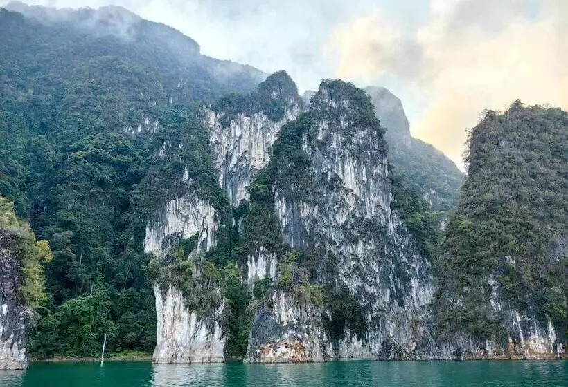 هتل Khao Sok Country Resort