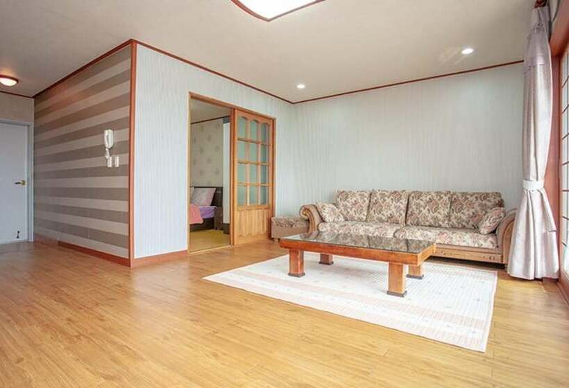 酒店 Seogwipo Neyoung Nayoung Pension