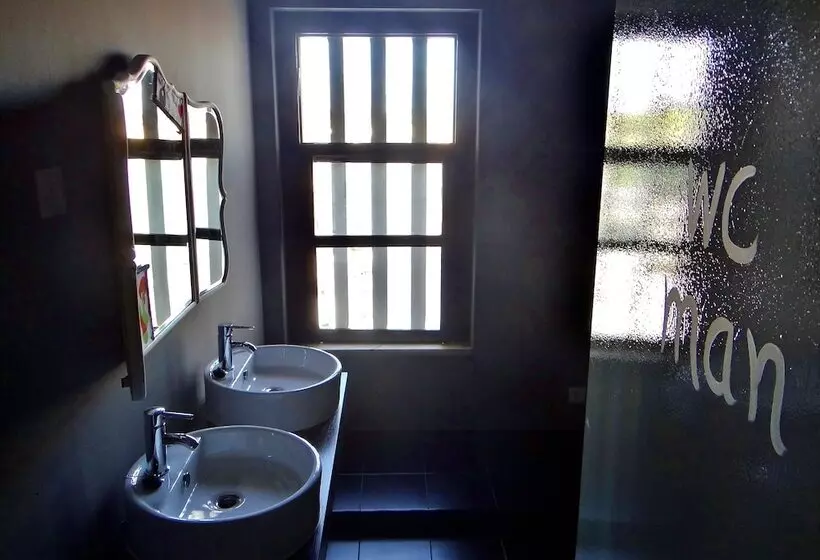 هاستل Wallis São Bento