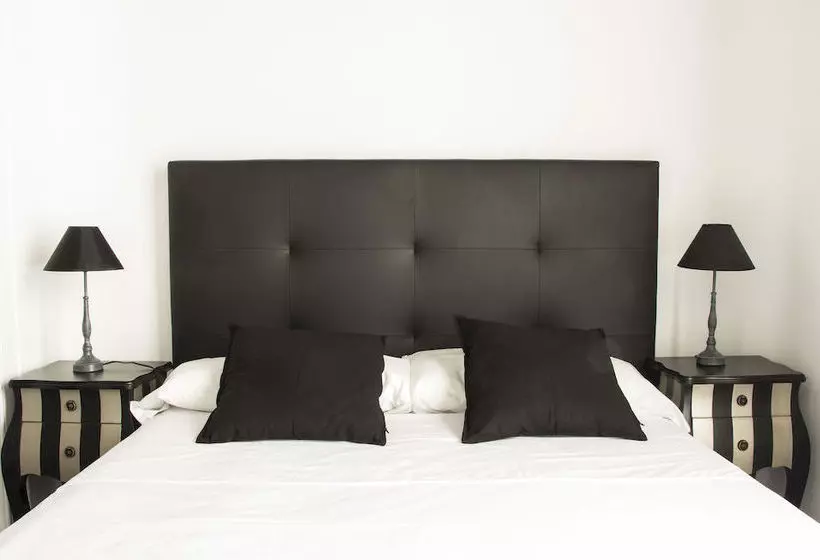 تختخواب و صبحانه Bed&Breakfast Brun Barcelona