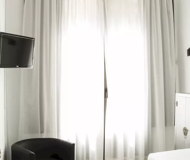 تختخواب و صبحانه Bed&Breakfast Brun Barcelona