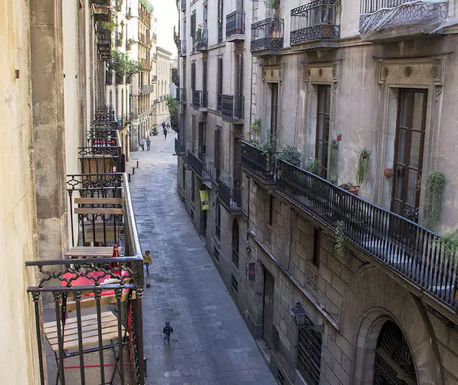 تختخواب و صبحانه Bed&Breakfast Brun Barcelona