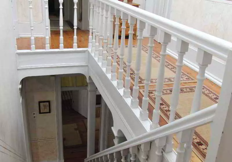 تختخواب و صبحانه Casa das Colunas