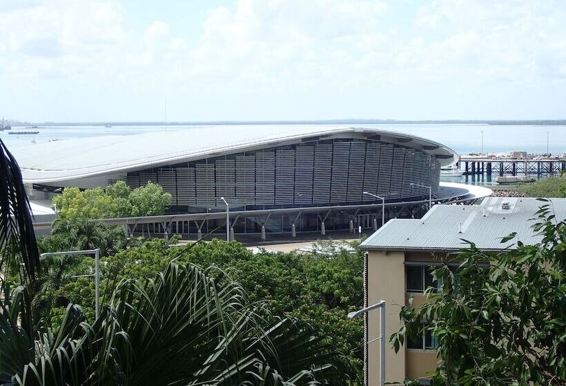 Darwin Deluxe Apartments