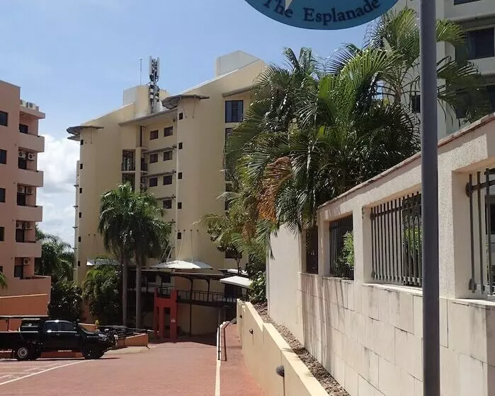 Darwin Deluxe Apartments