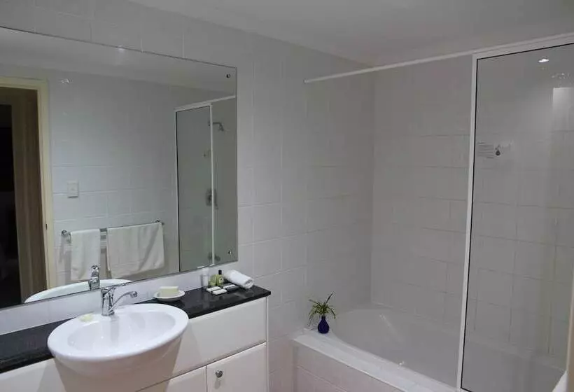 Darwin Deluxe Apartments