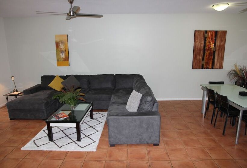 Darwin Deluxe Apartments