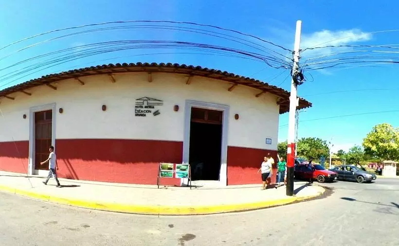 هتل Antigua Estación Granada