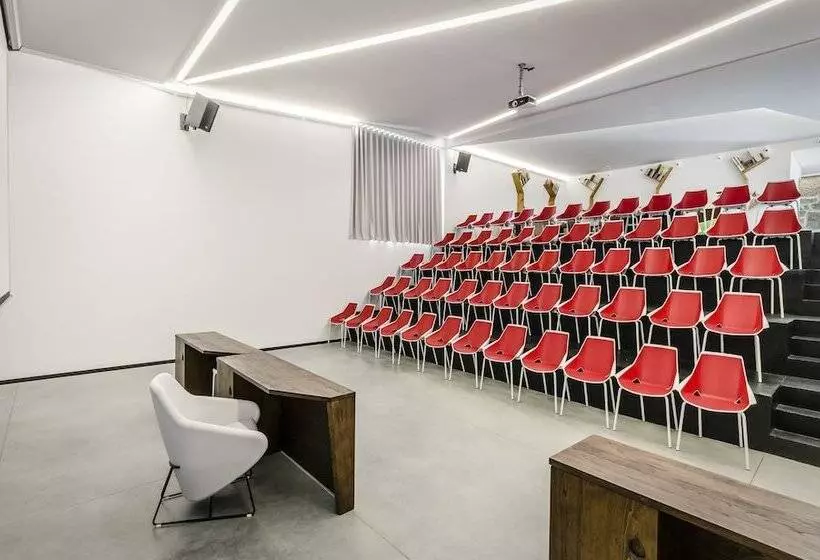 酒店 Aqua Village, Health Resort