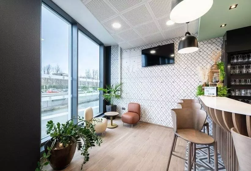 B&b Hotel Lille Grand Stade