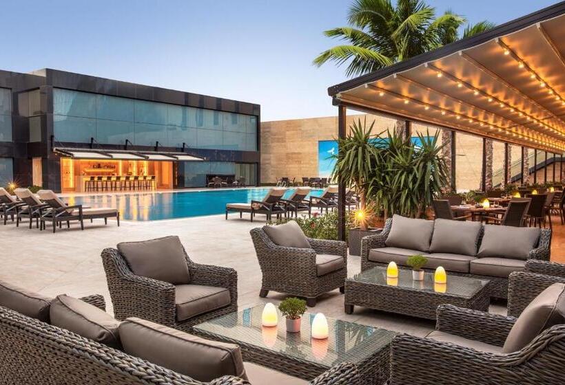 ホテル Burgu Arjaan By Rotana