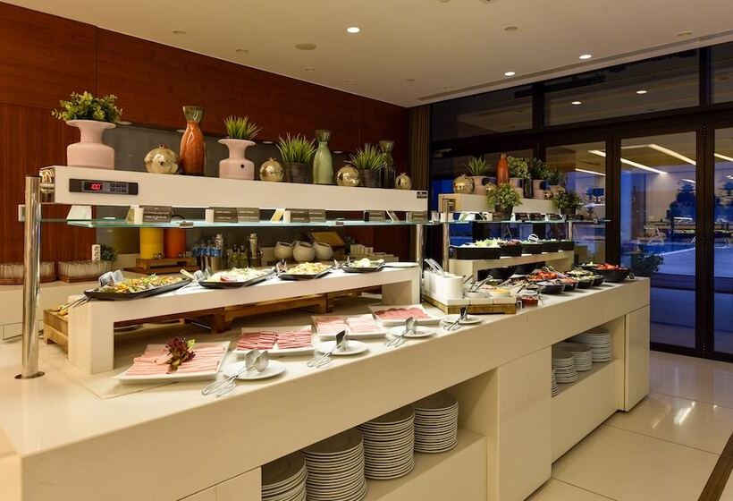 ホテル Burgu Arjaan By Rotana